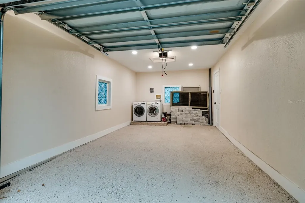 322 11th Avenue N St Petersburg FL 33701