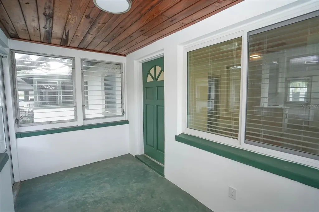 2001 Dr Martin Luther King Jr Street N St Petersburg FL 33704
