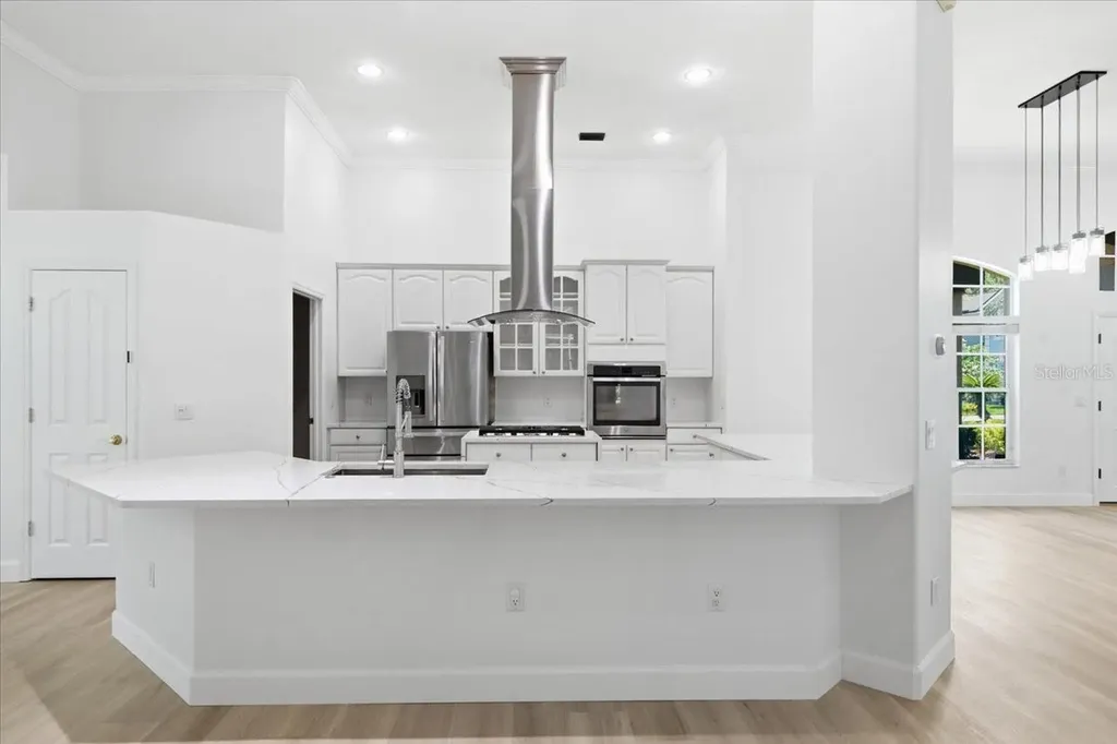 6121 Chene Court Lutz FL 33558