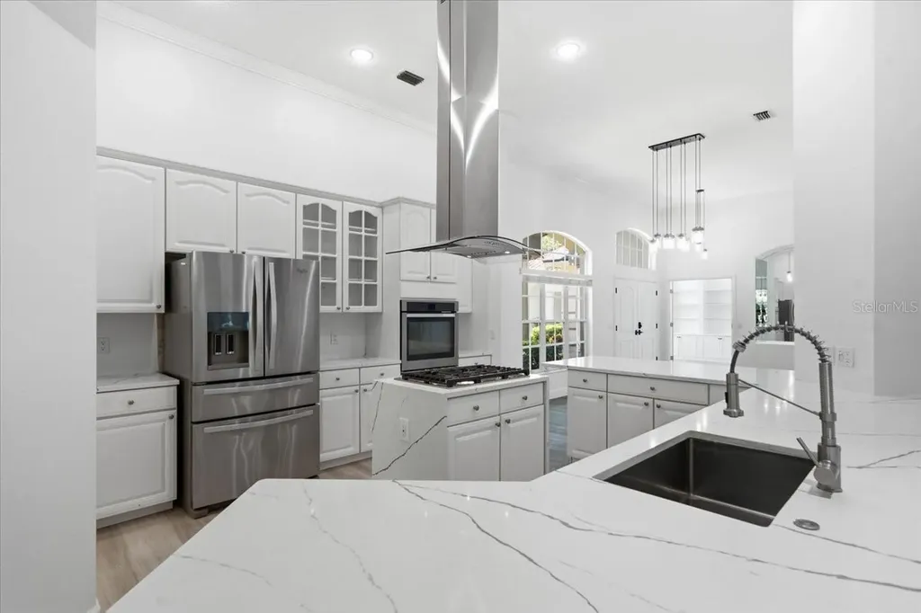 6121 Chene Court Lutz FL 33558