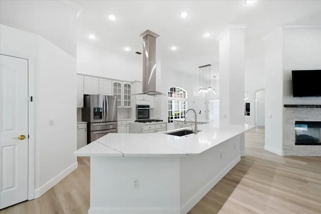 6121 Chene Court Lutz FL 33558