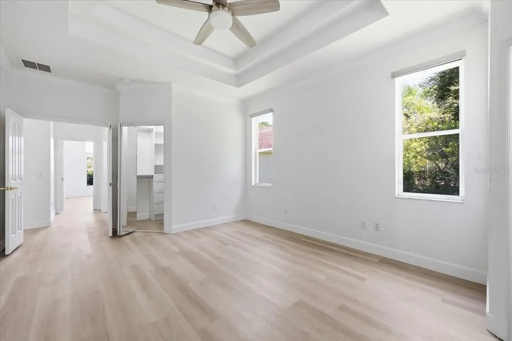 6121 Chene Court Lutz FL 33558