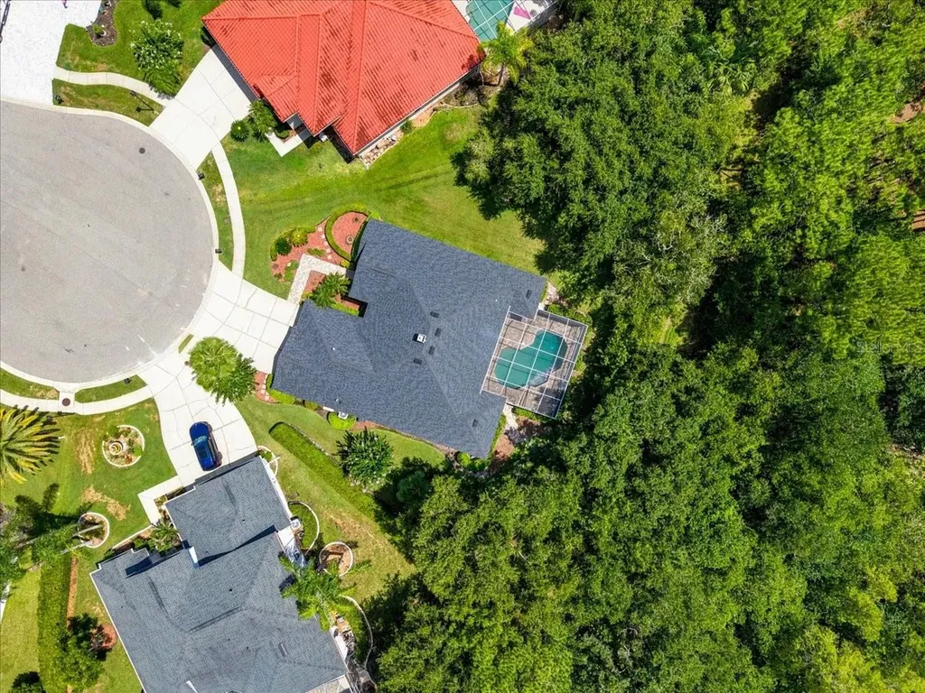 6121 Chene Court Lutz FL 33558