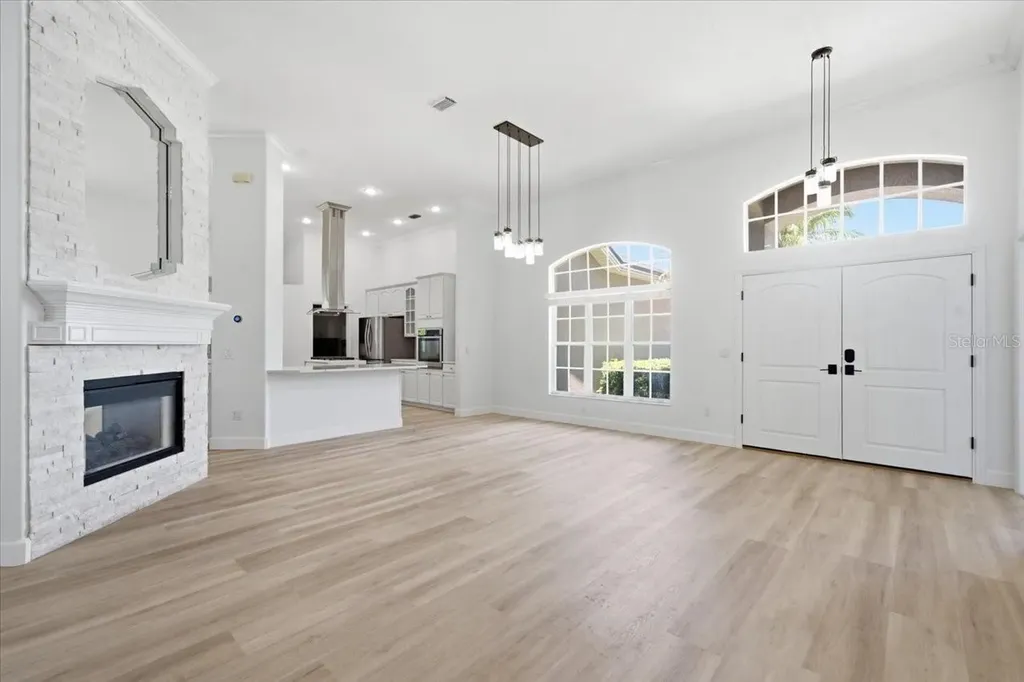 6121 Chene Court Lutz FL 33558