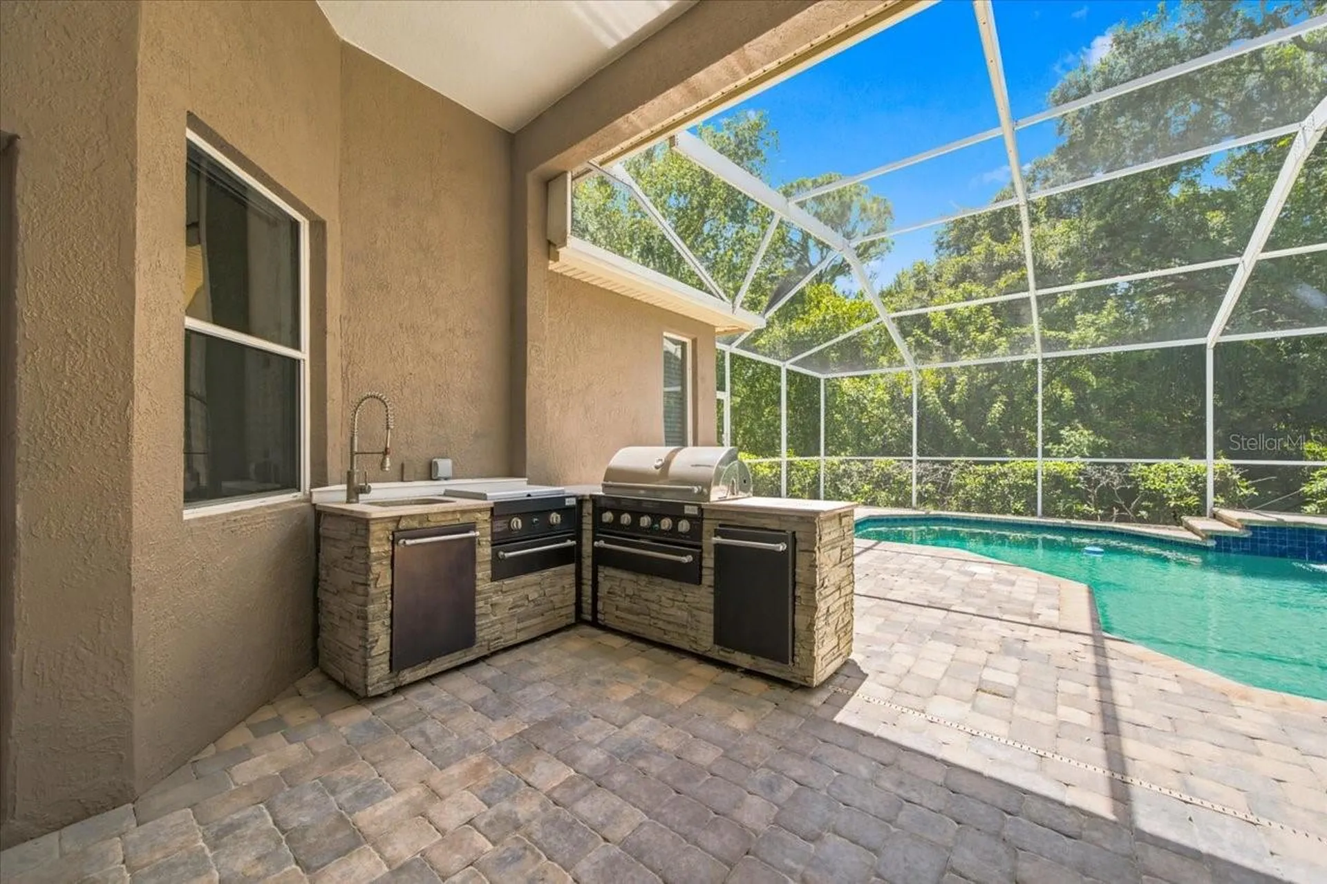 6121 Chene Court Lutz FL 33558