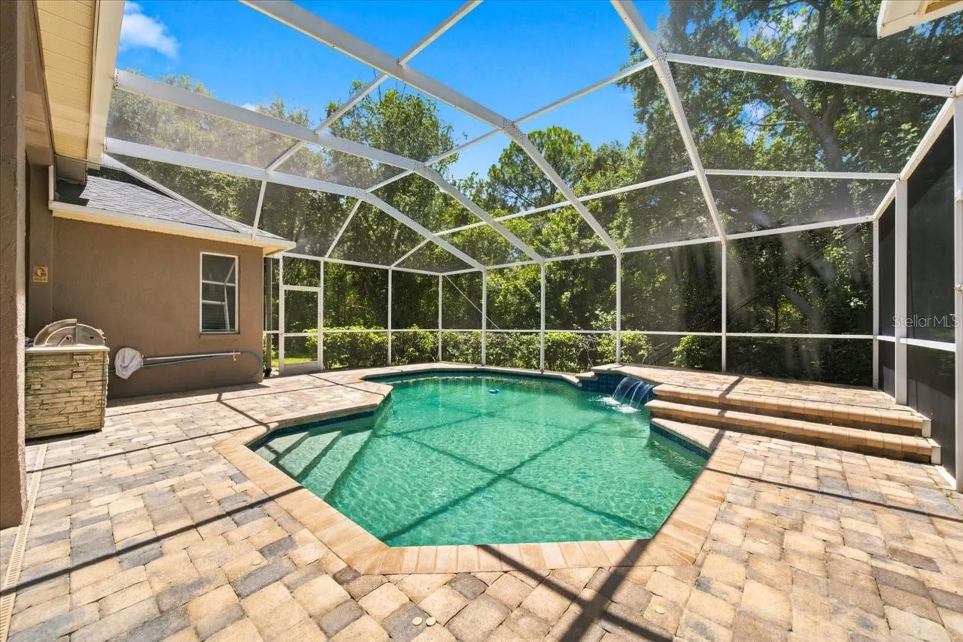 6121 Chene Court Lutz FL 33558