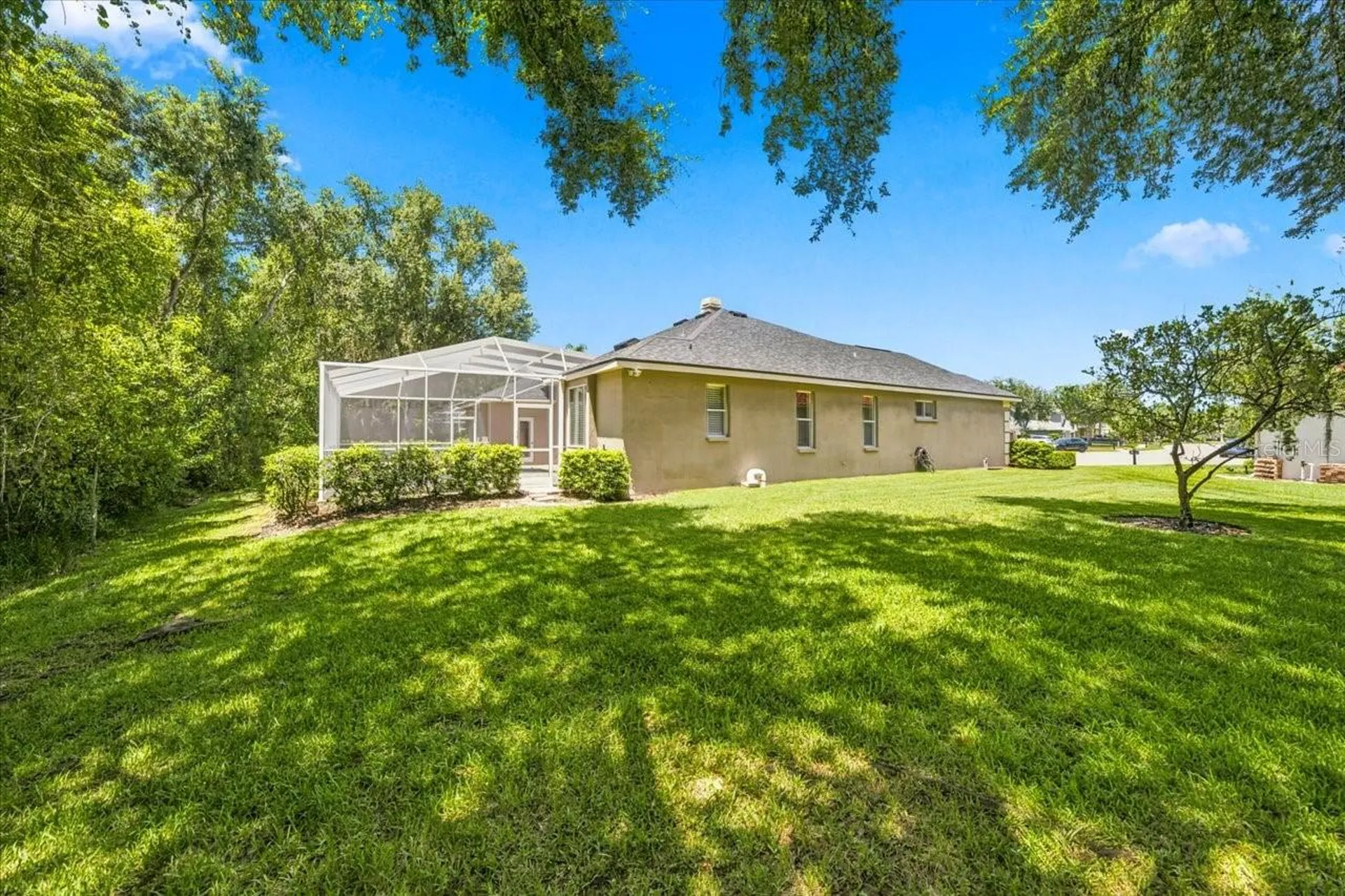 6121 Chene Court Lutz FL 33558