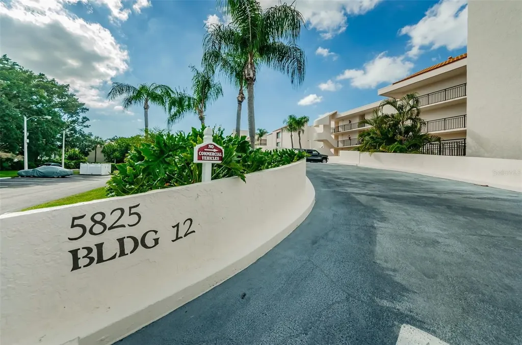 5825 Puerta Del Sol Boulevard S St Petersburg FL 33715