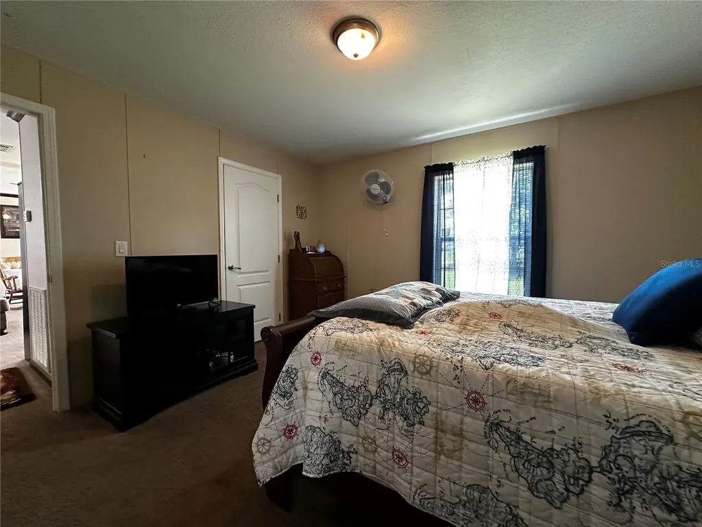 13730 SE 20th Street Morriston FL 32668