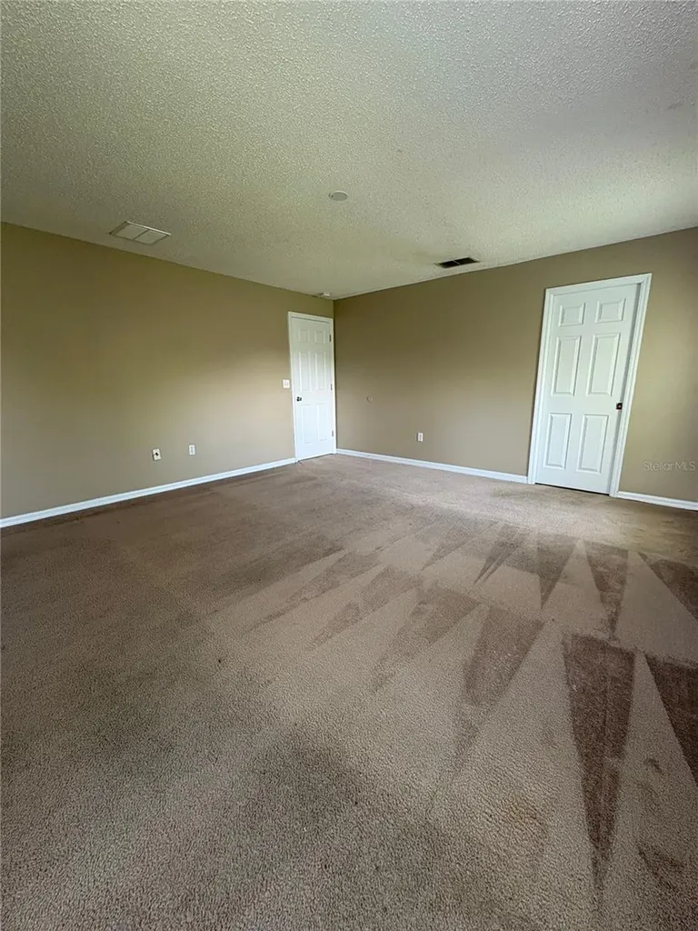 2932 Foraker Way Kissimmee FL 34758