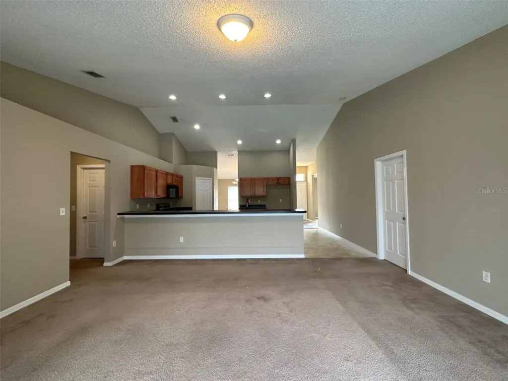 2932 Foraker Way Kissimmee FL 34758