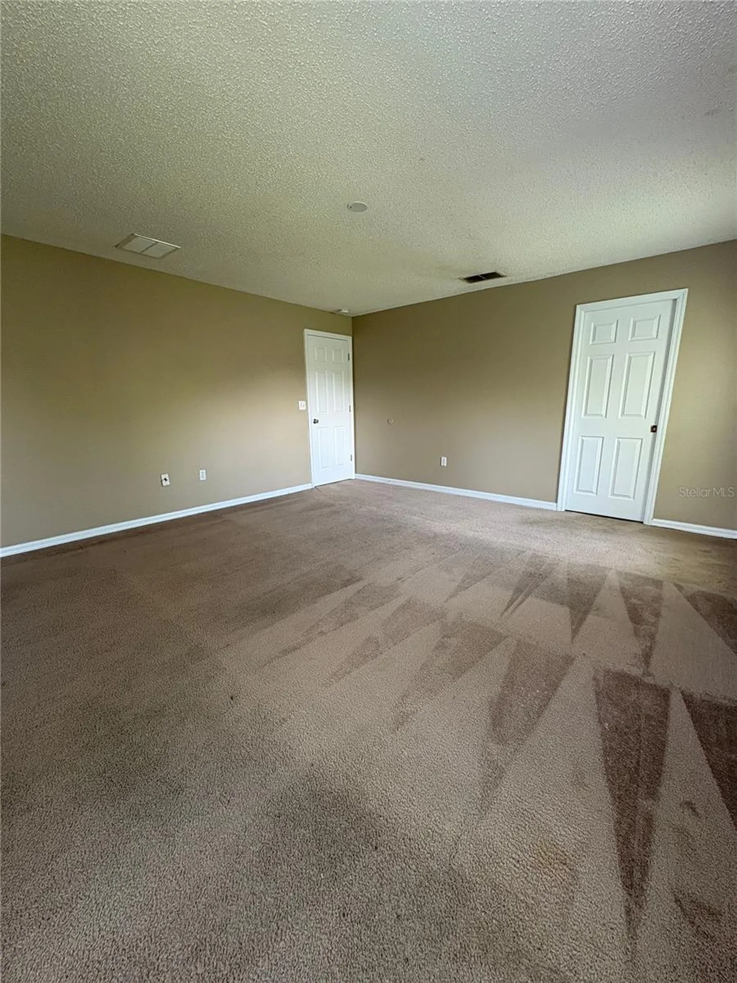 2932 Foraker Way Kissimmee FL 34758