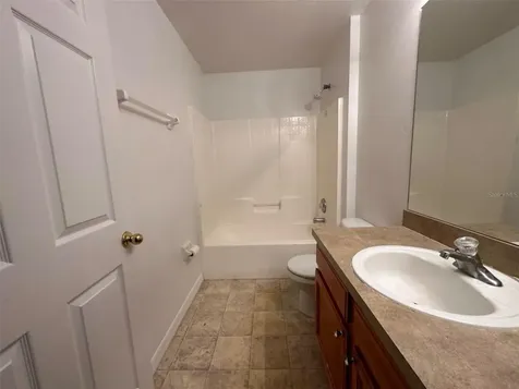 2932 Foraker Way Kissimmee FL 34758