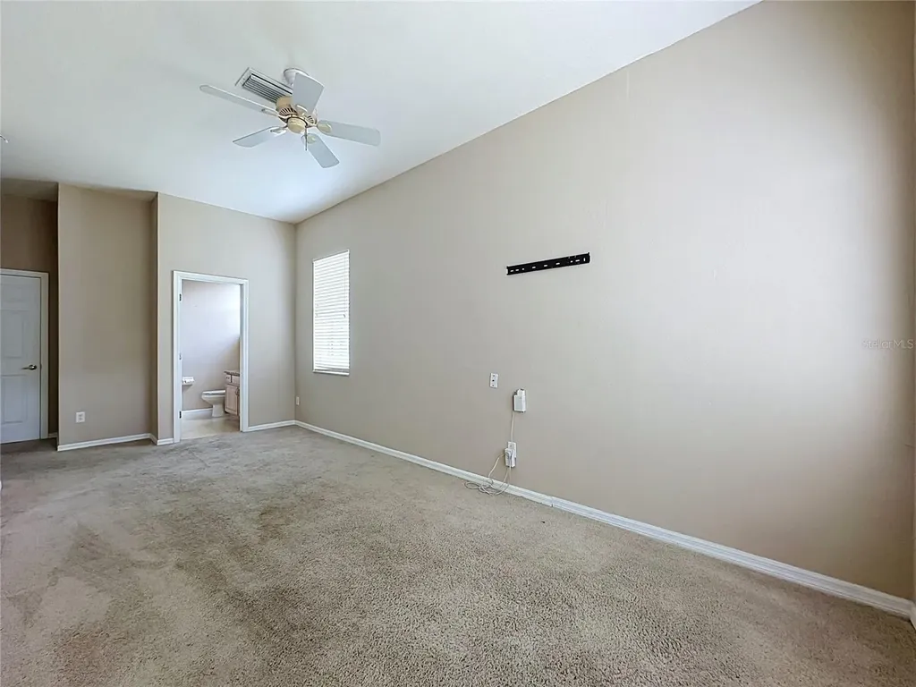 468 Pinewood Drive Davenport FL 33896