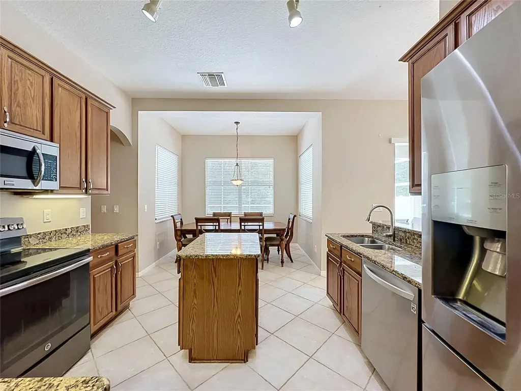 468 Pinewood Drive Davenport FL 33896
