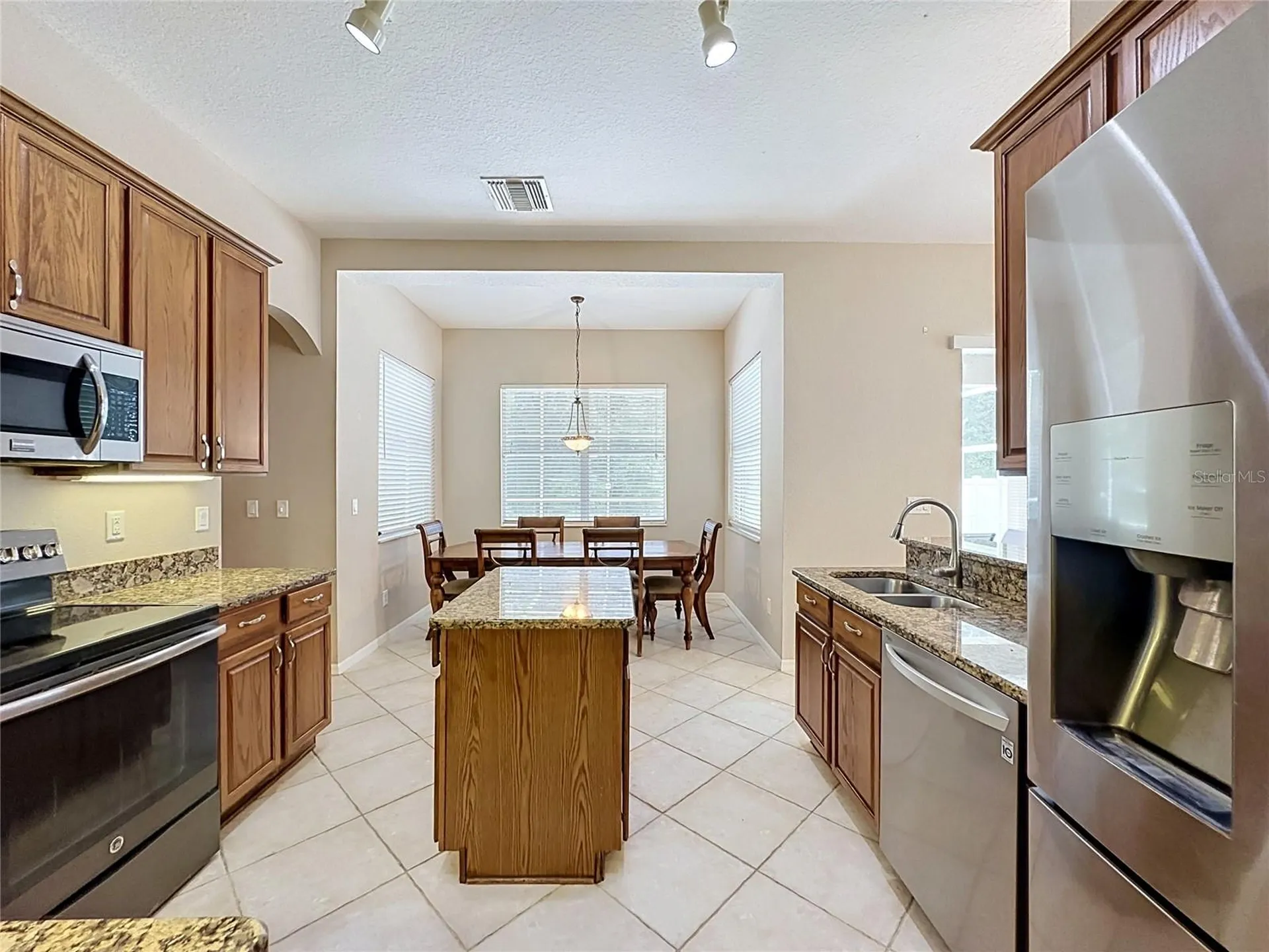 468 Pinewood Drive Davenport FL 33896