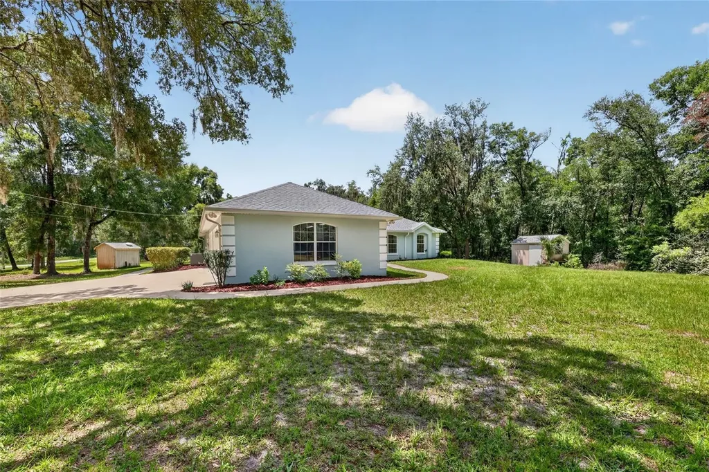10976 SW 139th Court Dunnellon FL 34432