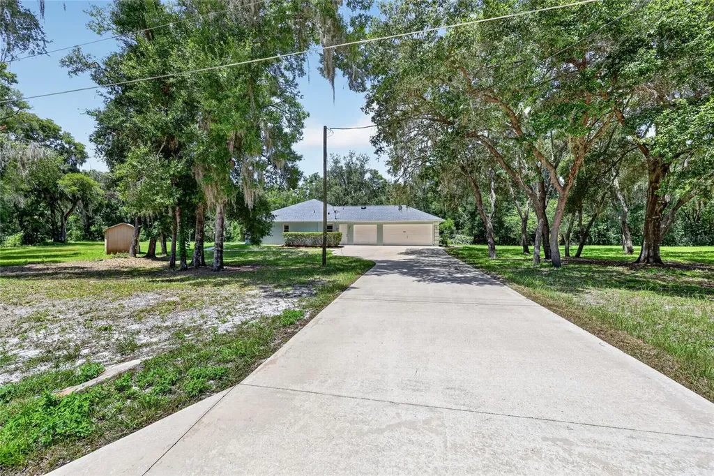 10976 SW 139th Court Dunnellon FL 34432
