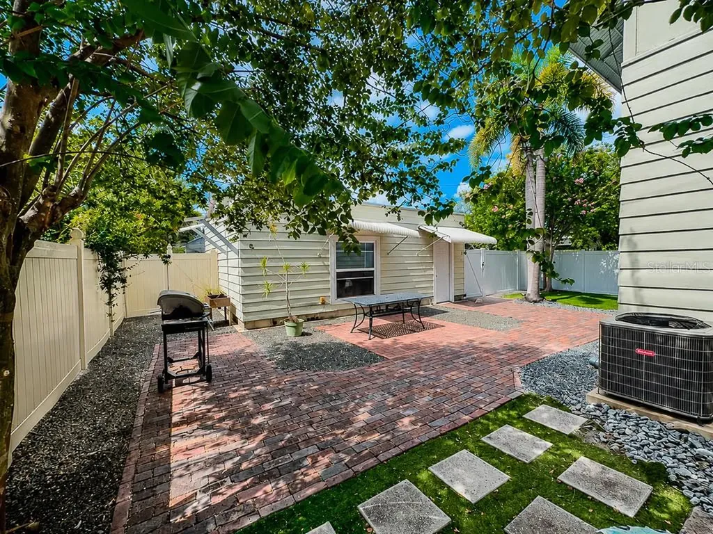 400 20th Street N St Petersburg FL 33713
