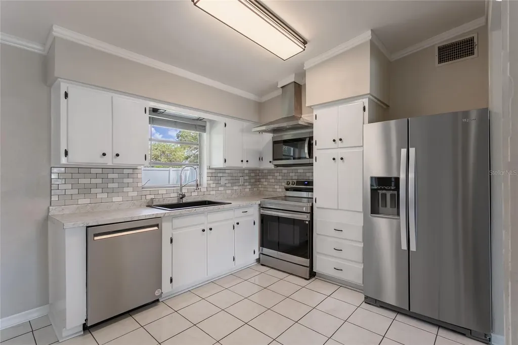 6518 Walton Way Tampa FL 33610