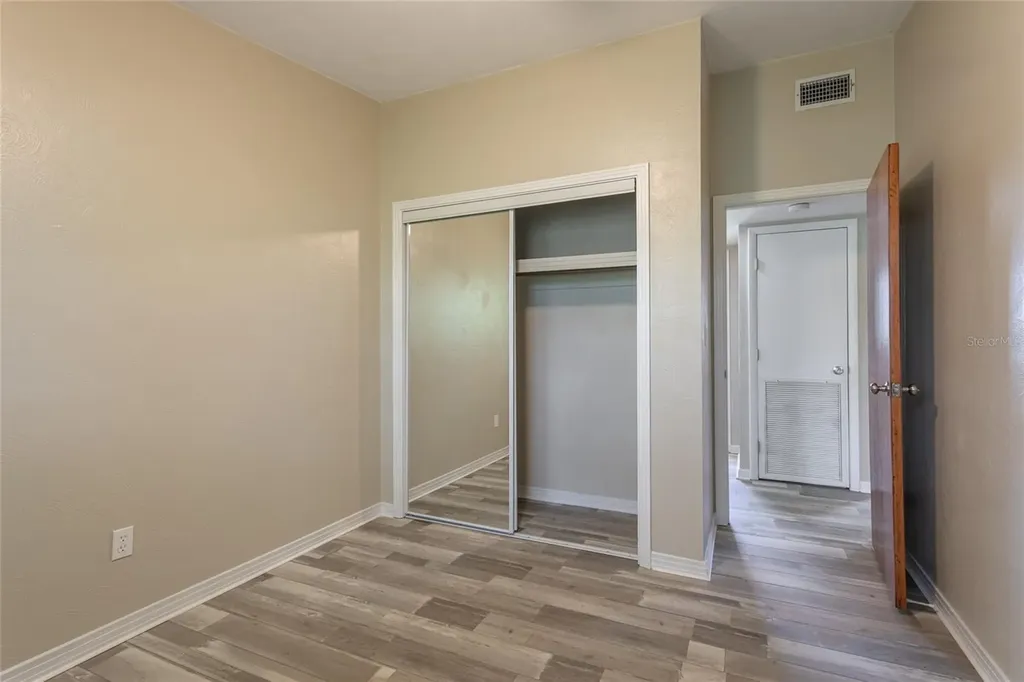6518 Walton Way Tampa FL 33610