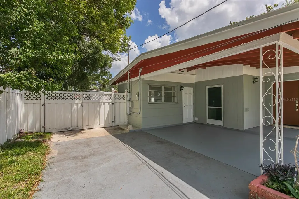 6518 Walton Way Tampa FL 33610