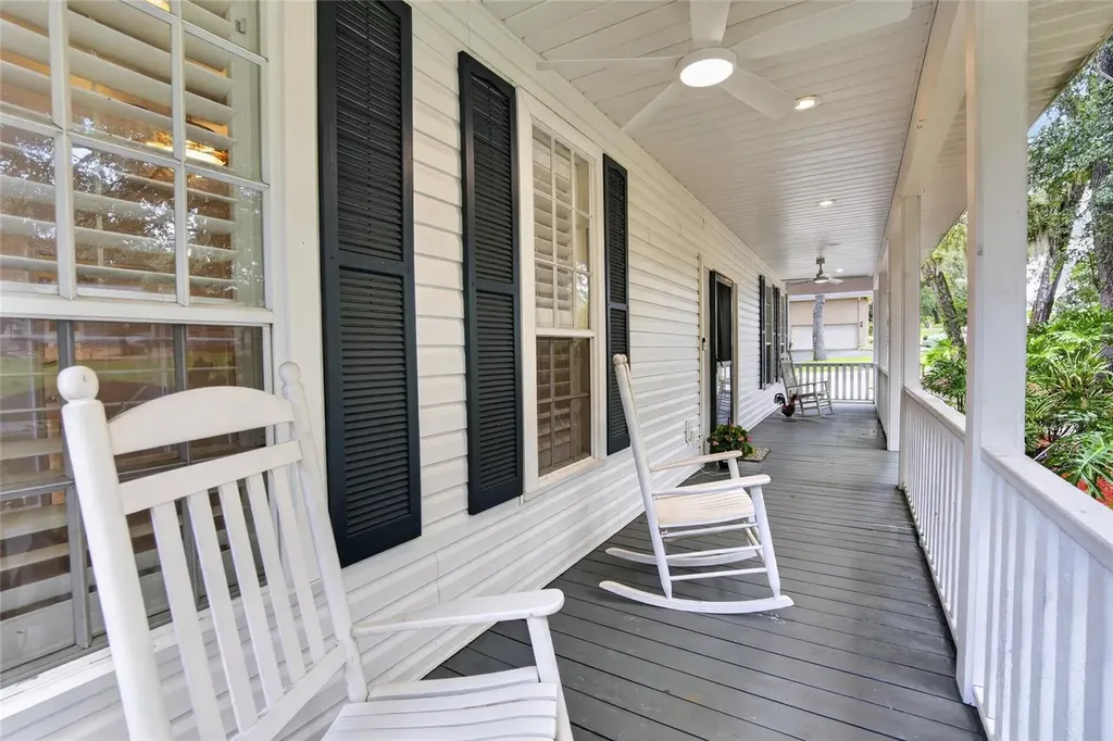 1701 Cottage Oaks Court Brandon FL 33510