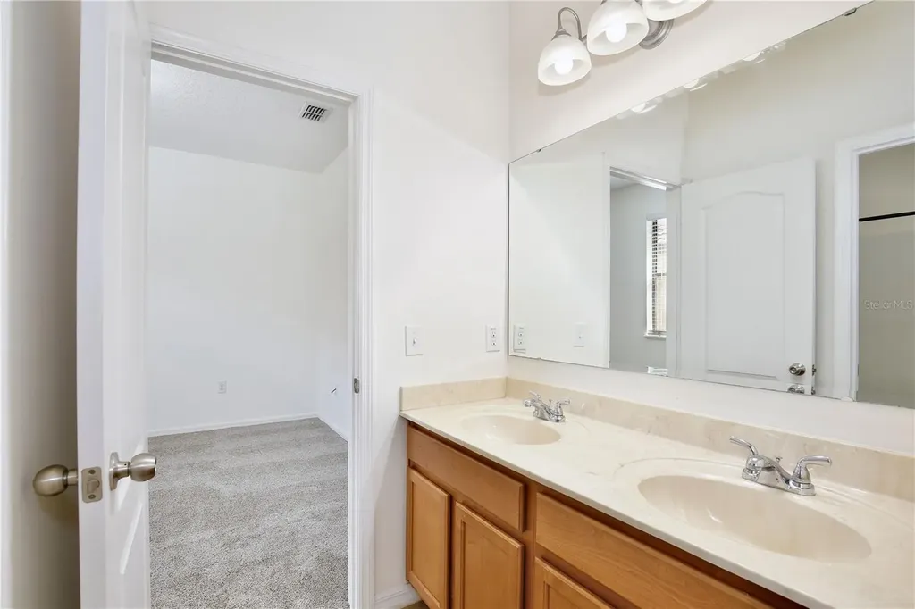 3908 Coastal Breeze Drive Kissimmee FL 34744