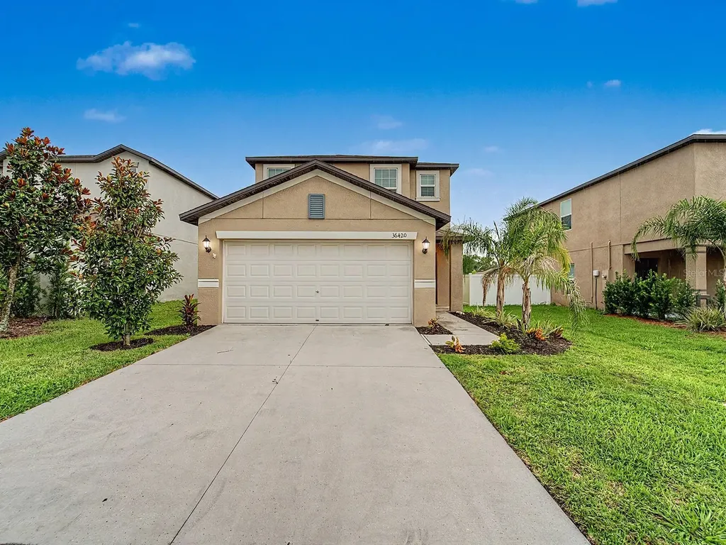 36420 Garden Wall Way Zephyrhills FL 33541