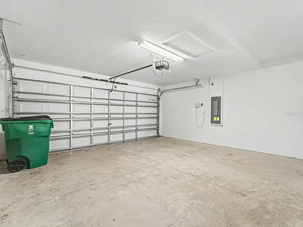 36420 Garden Wall Way Zephyrhills FL 33541