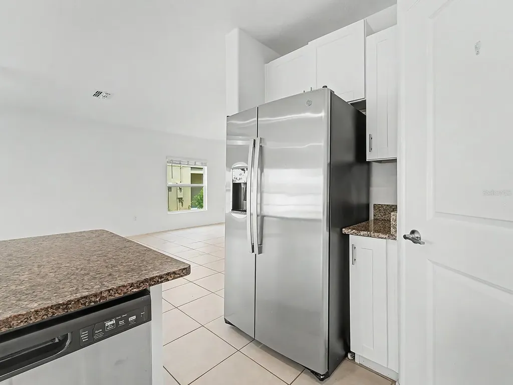 36420 Garden Wall Way Zephyrhills FL 33541