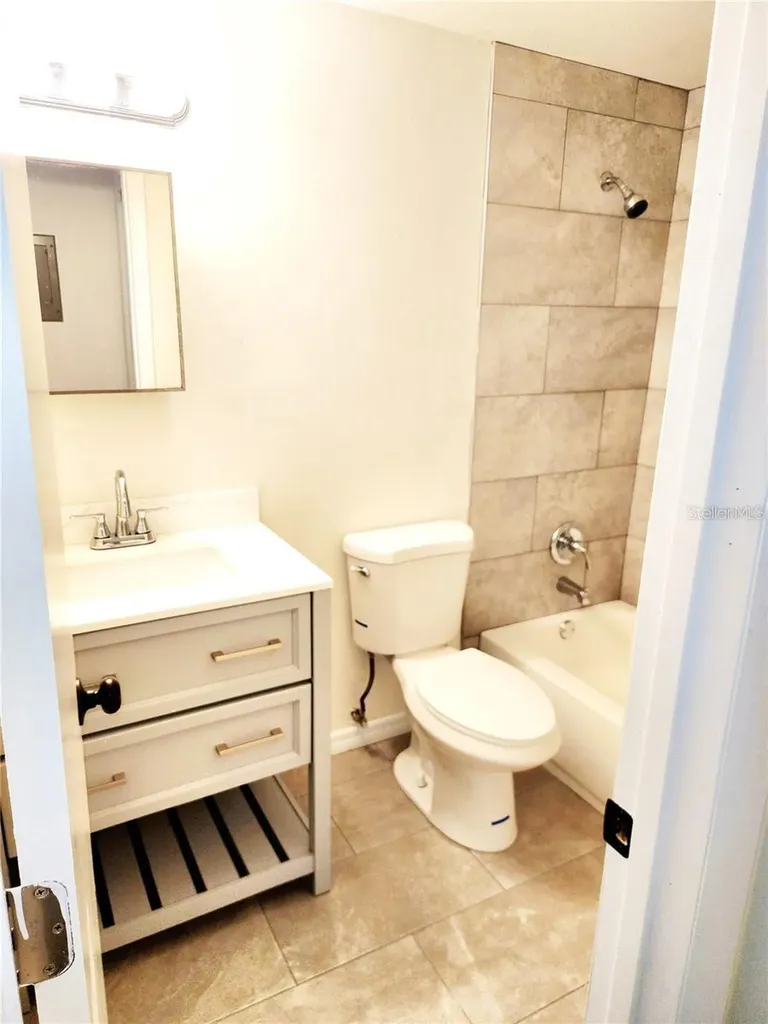 712 SW 70th Terrace Gainesville FL 32607