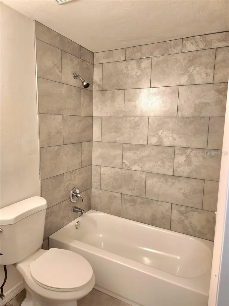 712 SW 70th Terrace Gainesville FL 32607