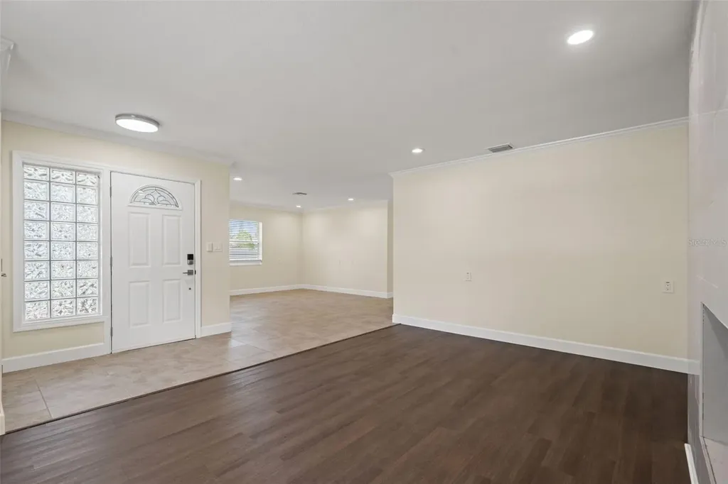 4247 Helena Street NE St Petersburg FL 33703