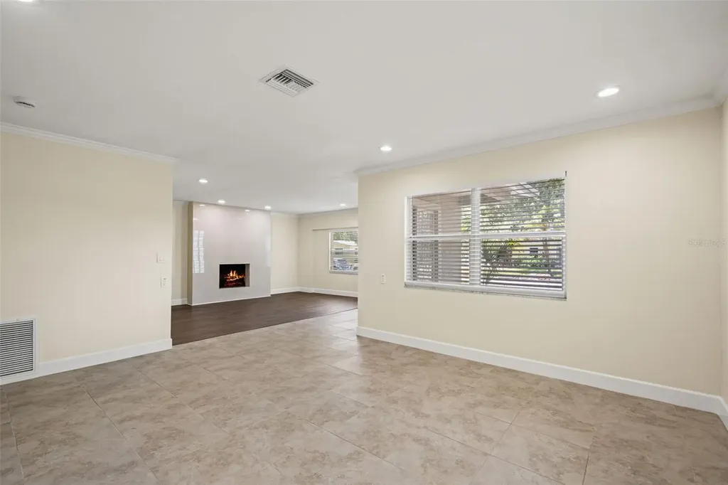 4247 Helena Street NE St Petersburg FL 33703