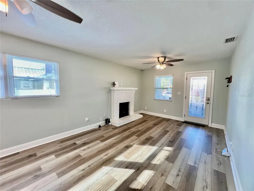 5907 N Ola Avenue Tampa FL 33604