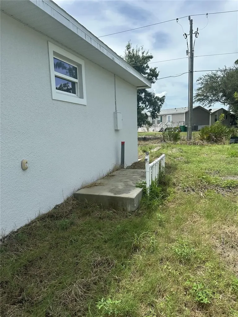 9057 Bantry Bay Boulevard Englewood FL 34224