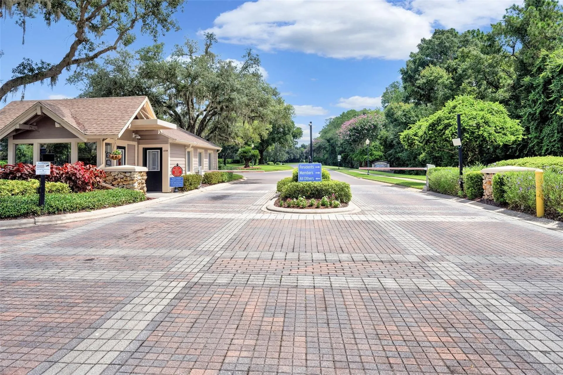 5429 Burnt Hickory Drive Valrico FL 33596