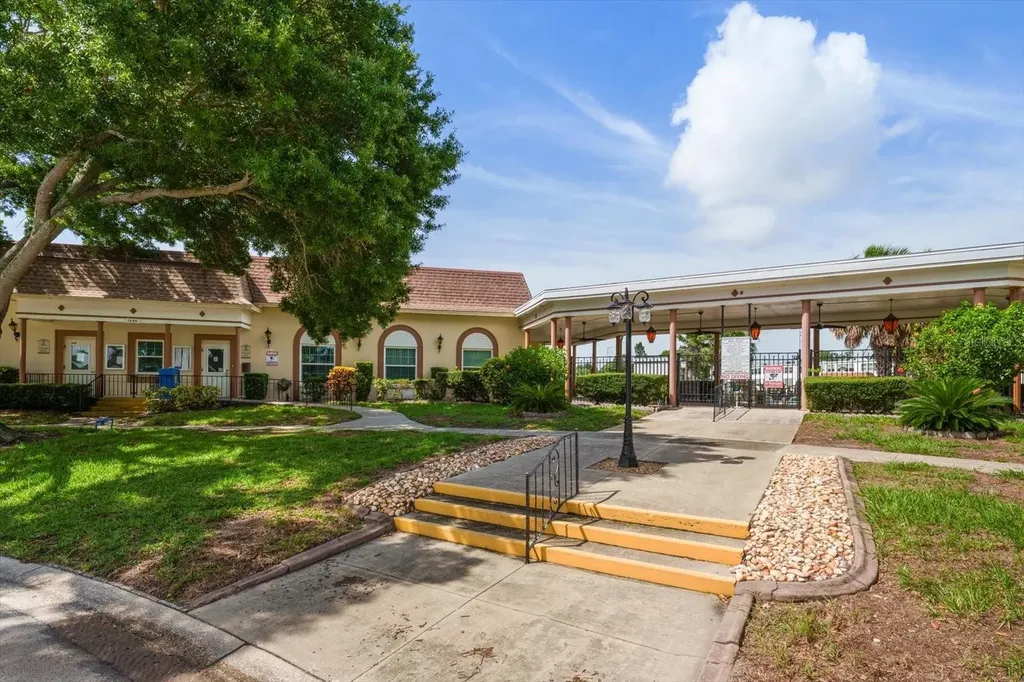 1651 S Lake Avenue Clearwater FL 33756