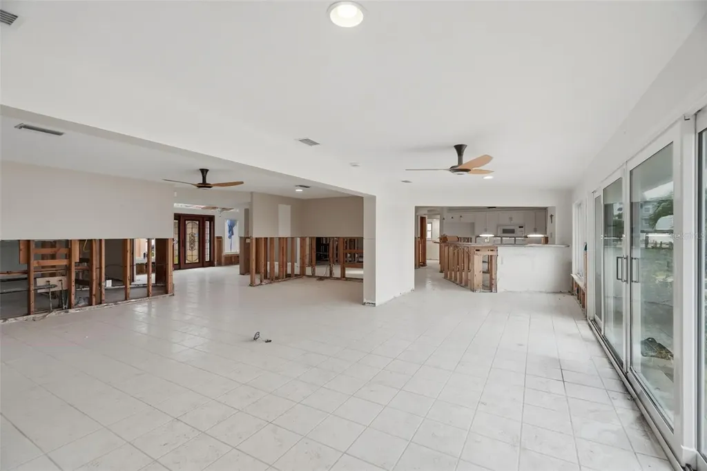 5810 Bahama Way S St Pete Beach FL 33706