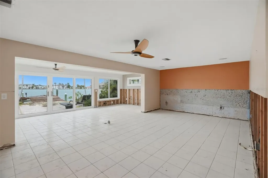 5810 Bahama Way S St Pete Beach FL 33706