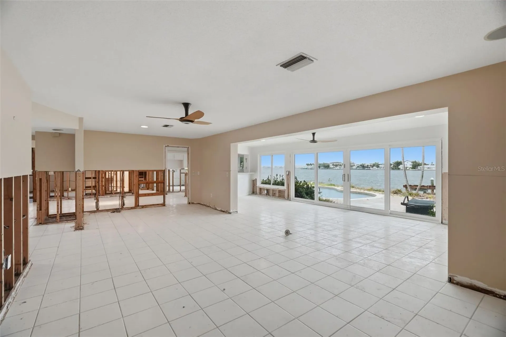 5810 Bahama Way S St Pete Beach FL 33706