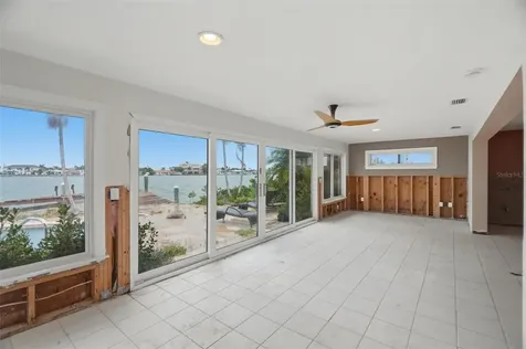 5810 Bahama Way S St Pete Beach FL 33706