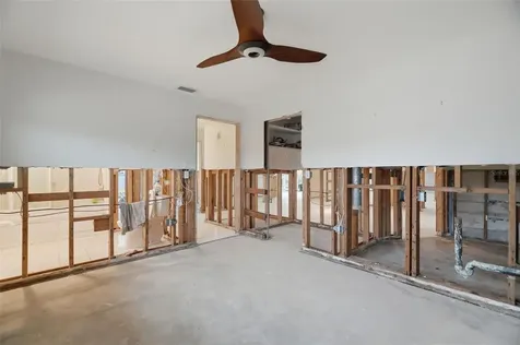 5810 Bahama Way S St Pete Beach FL 33706