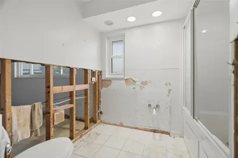 5810 Bahama Way S St Pete Beach FL 33706