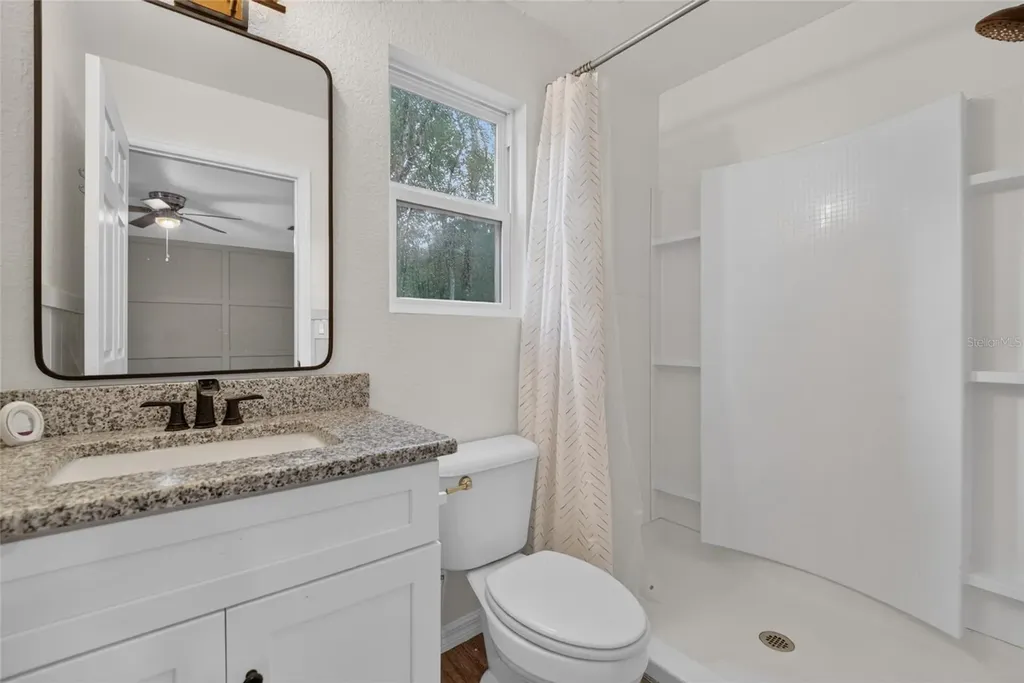 16640 SE 59th Place Ocklawaha FL 32179