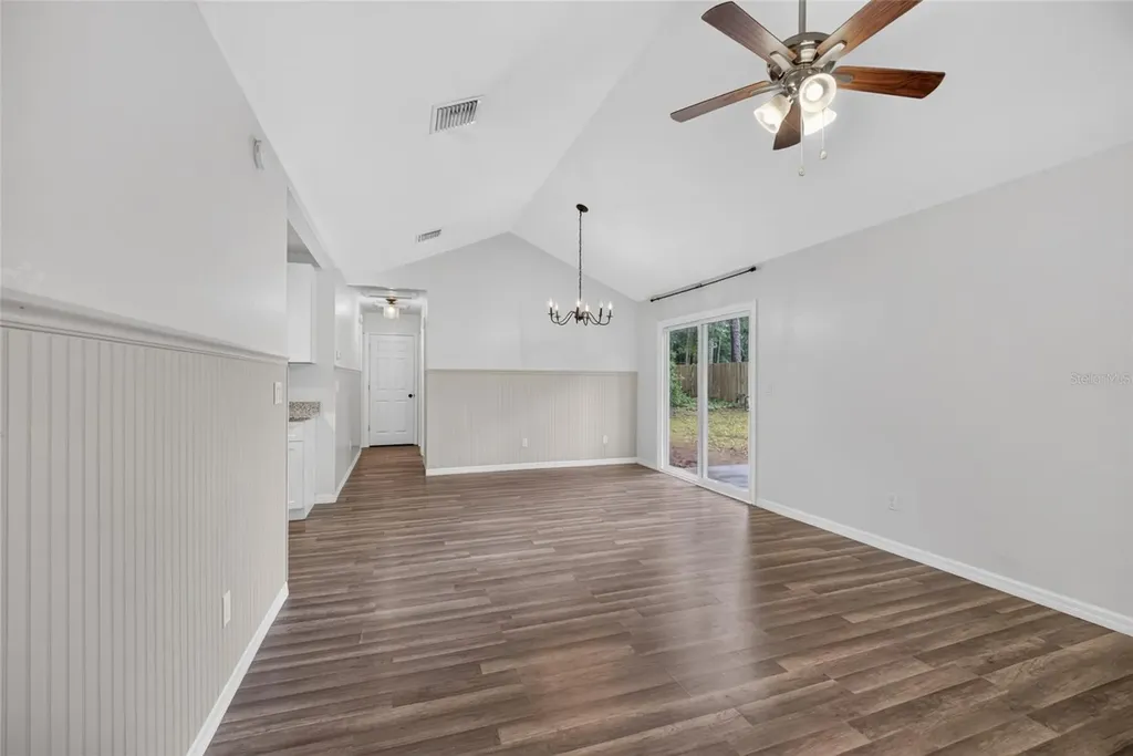 16640 SE 59th Place Ocklawaha FL 32179