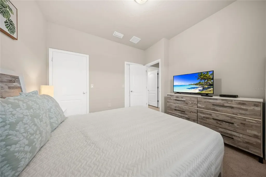 8904 Prague Way Kissimmee FL 34747