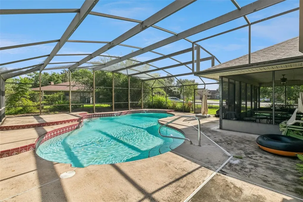 4 Bass Lake Drive Debary FL 32713