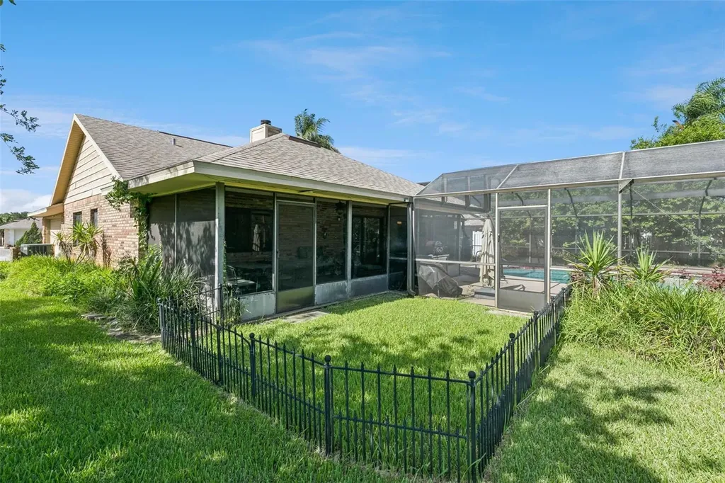 4 Bass Lake Drive Debary FL 32713